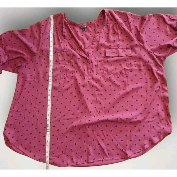 Torrid Georgette V-Neck Roll Tab Blouse Plum Polka Dot Size 5x - Picture 6 of 7
